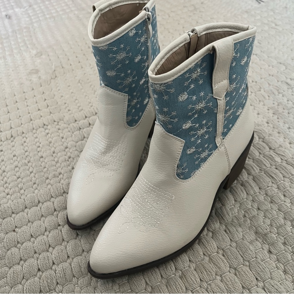 Olivia & Kate Ankle Cowboy Boots